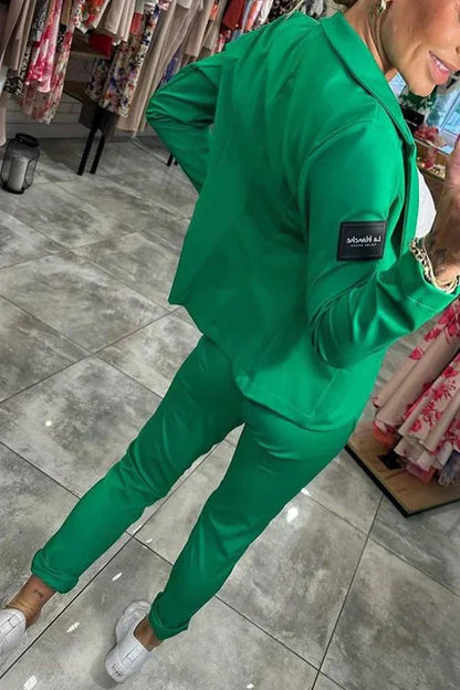 Savannah - Terno sob medida com uma jaqueta macia e calças de corrida confortáveis