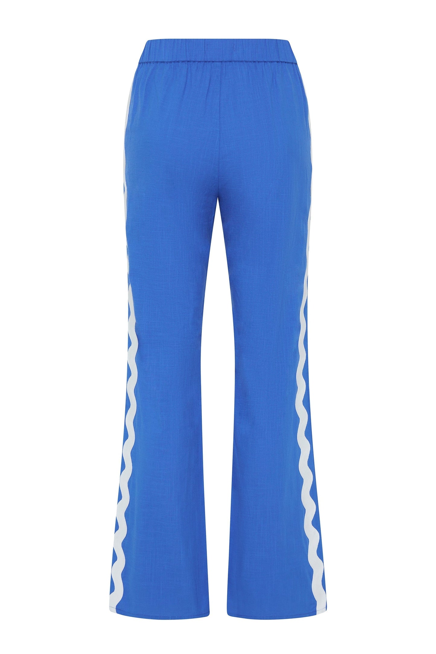 Tash – Conjunto Bordado com Ondas em Alto Relevo