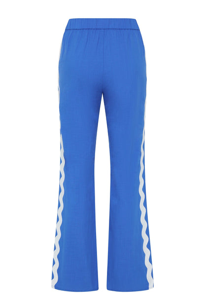 Tash – Conjunto Bordado com Ondas em Alto Relevo